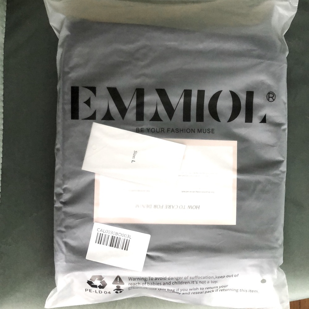 Emmiol Contrast Patchwork Straight Jeans - Picture 3 of 3